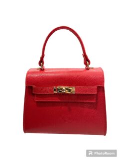 Alternative view of ΓΥΝΑΙΚΕΙΑ ΤΣΑΝΤΑ